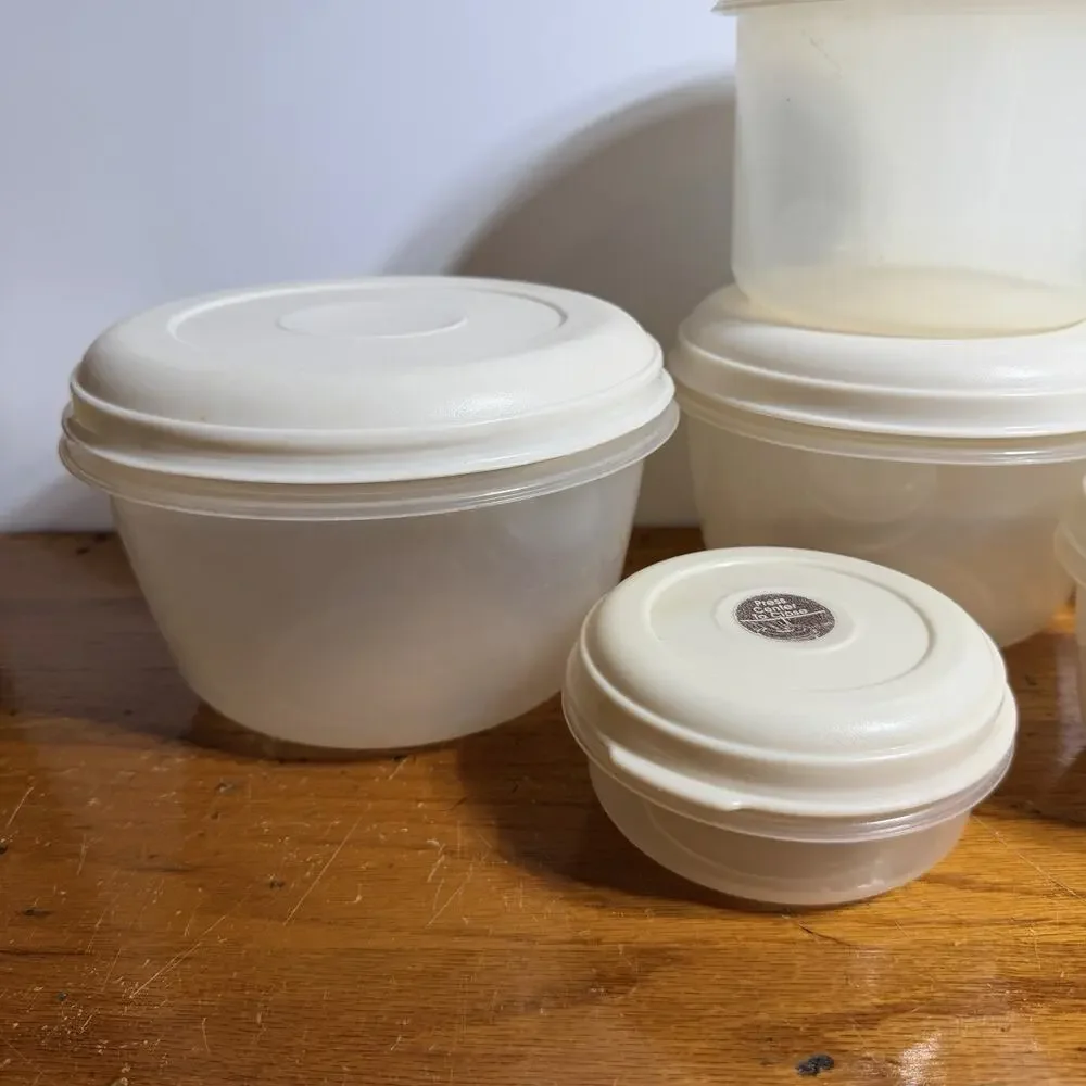 Rubbermaid set vtg